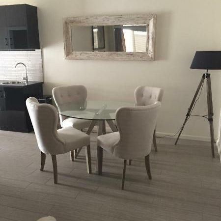 Kindred Parkside Apartments Leeton Екстер'єр фото