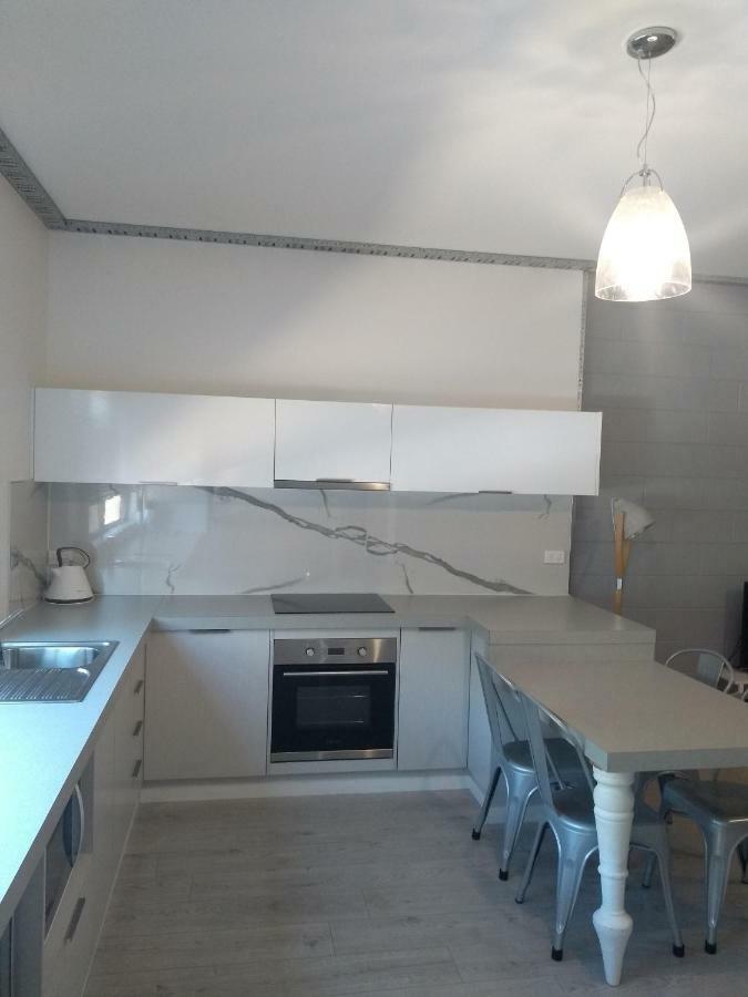 Kindred Parkside Apartments Leeton Екстер'єр фото